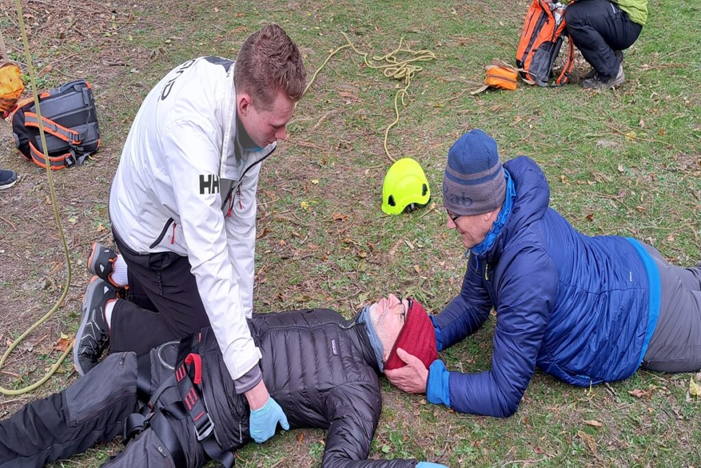 2 Day Outdoor First Aid Course – Nationwide Training Built for the Outdoors